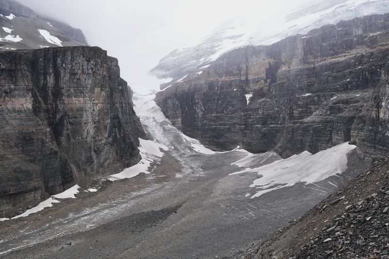Glacier Tongue, Plain of Six Glaciers, Banff